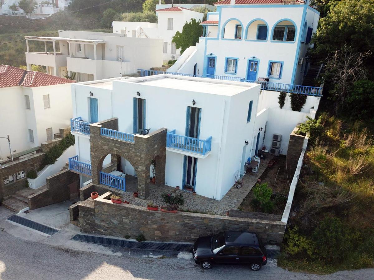 Andros Guesthouses מראה חיצוני תמונה
