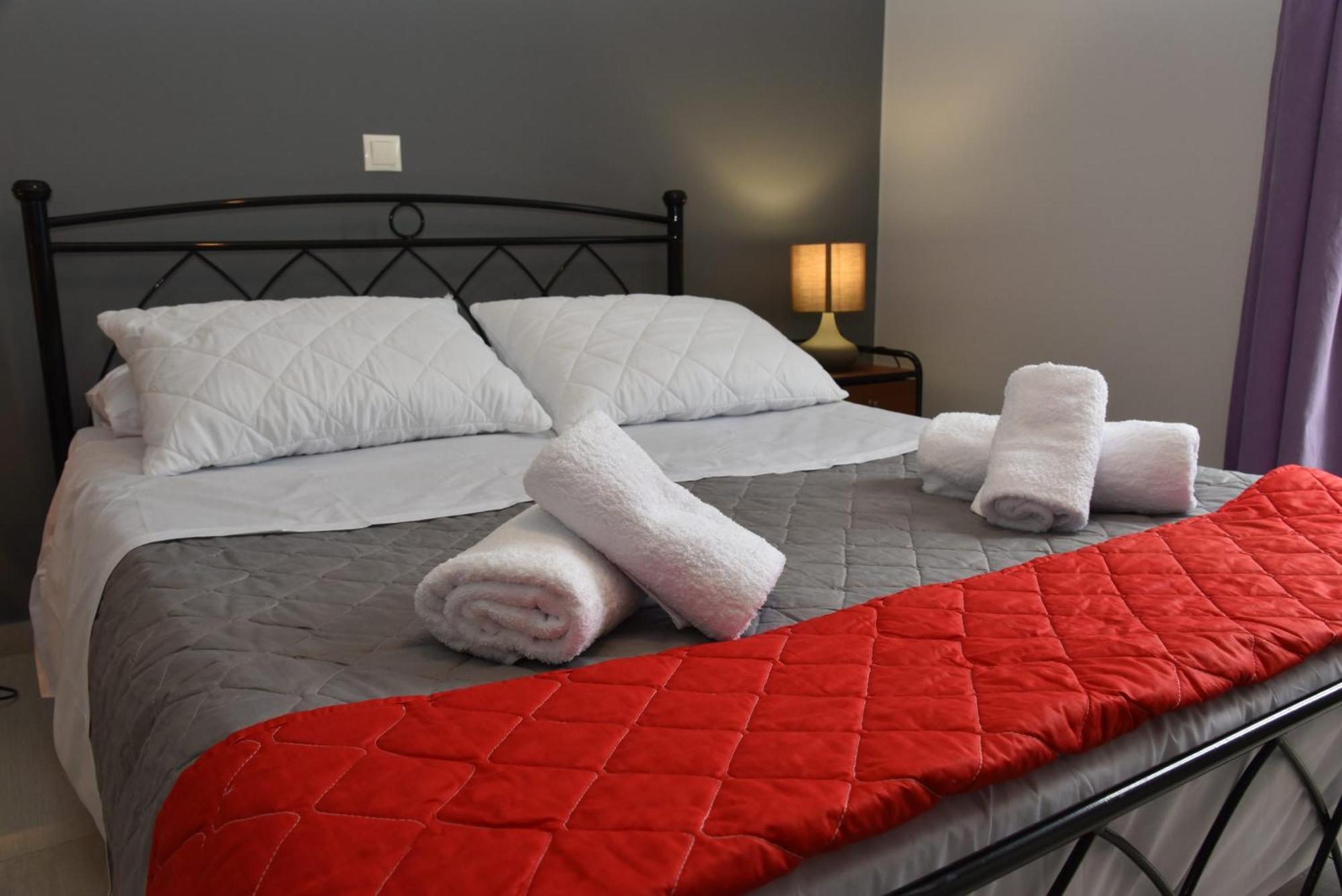Andros Guesthouses מראה חיצוני תמונה
