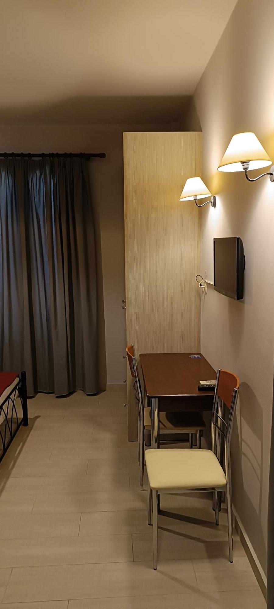 Andros Guesthouses מראה חיצוני תמונה