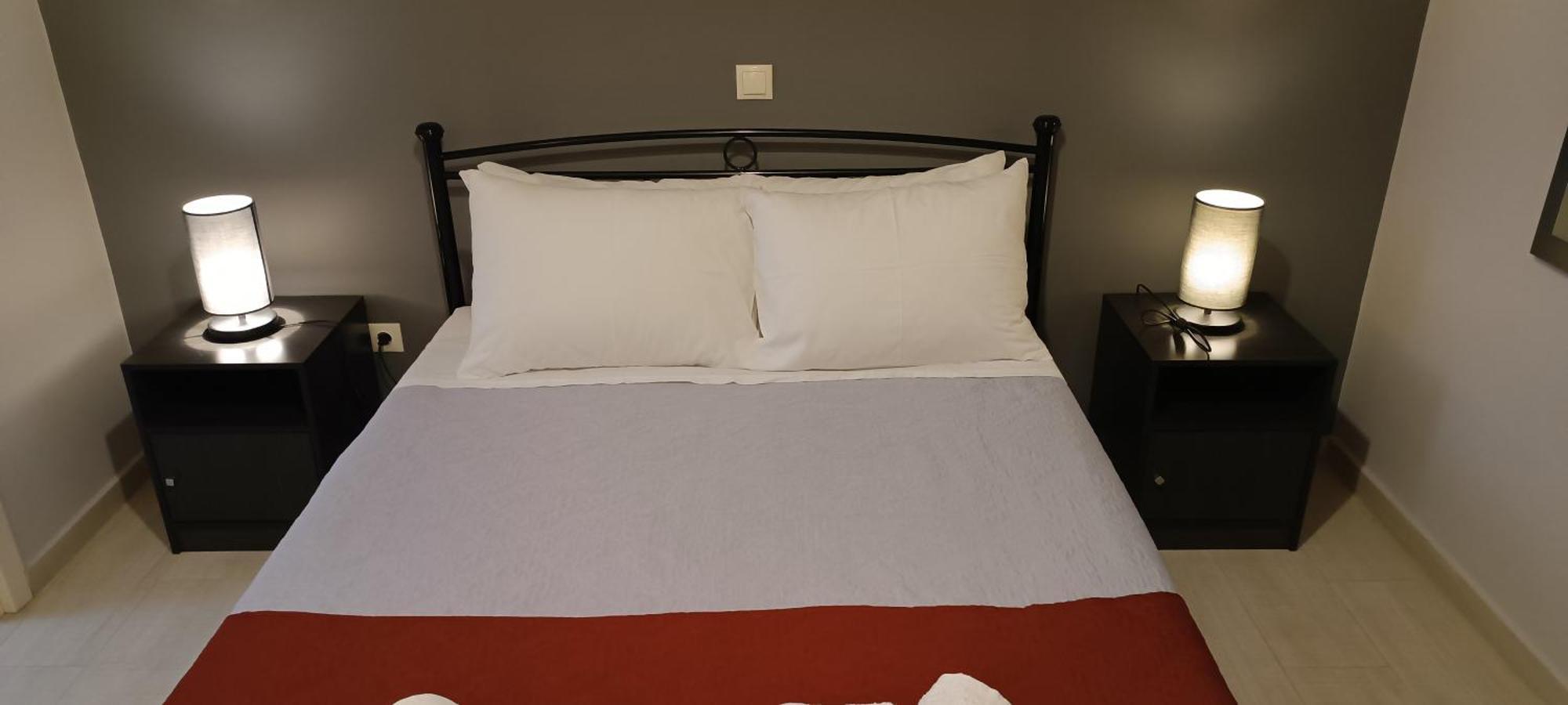 Andros Guesthouses מראה חיצוני תמונה