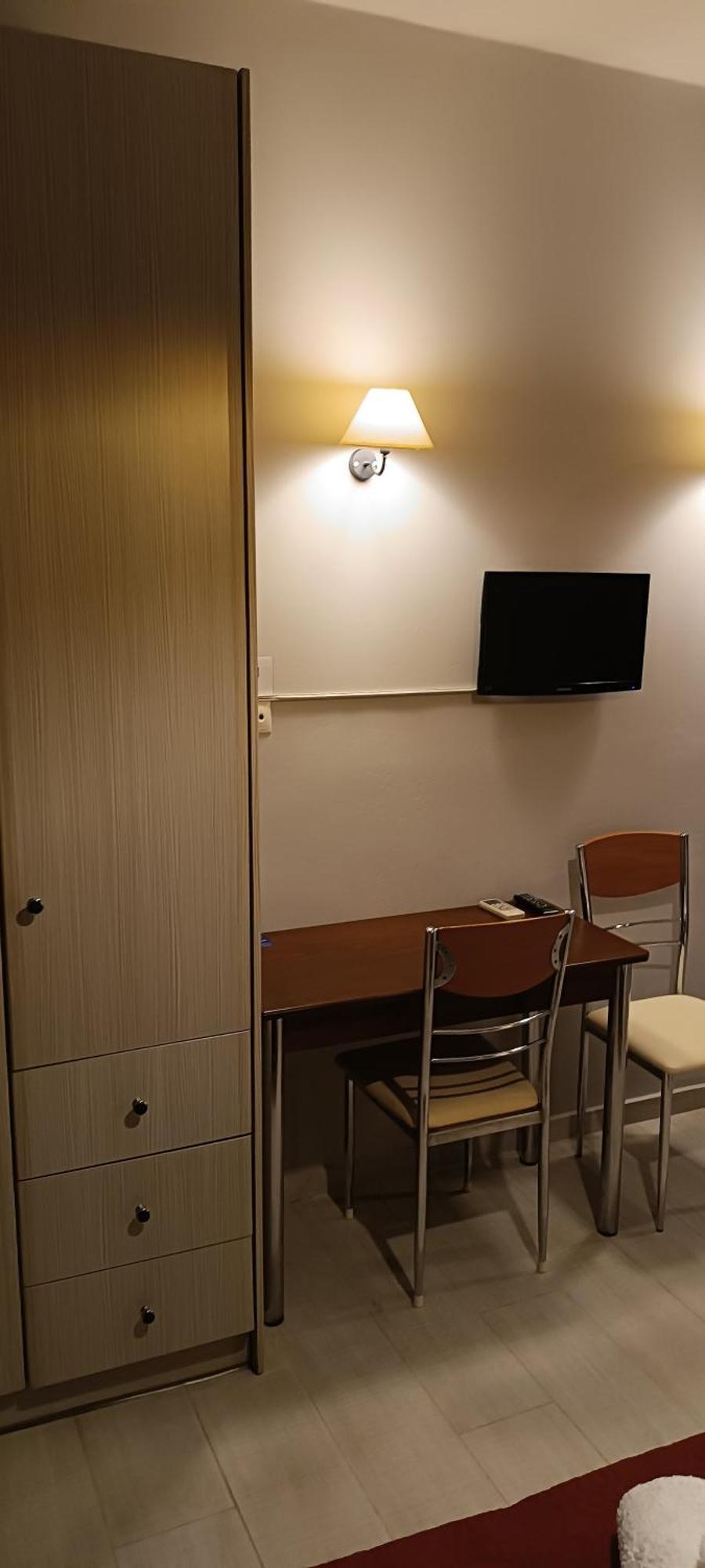 Andros Guesthouses מראה חיצוני תמונה